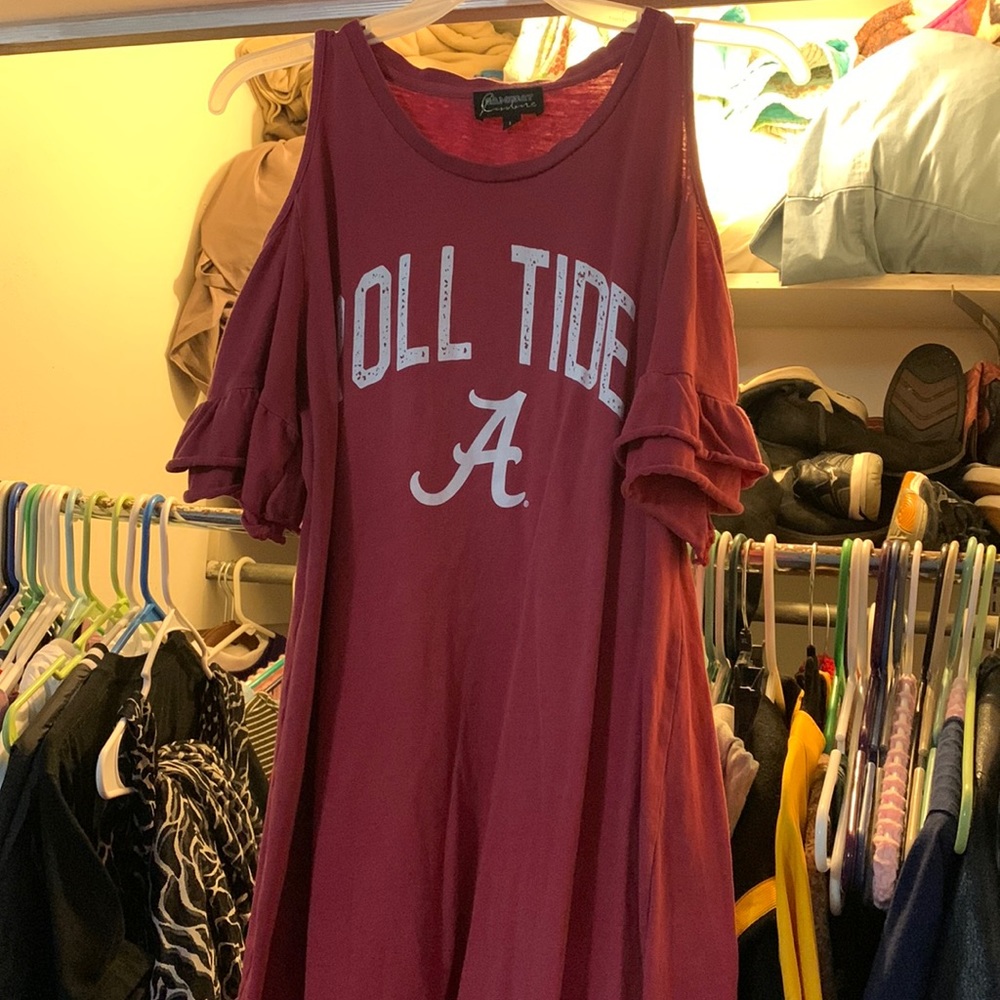 It’s a L but fits like a M